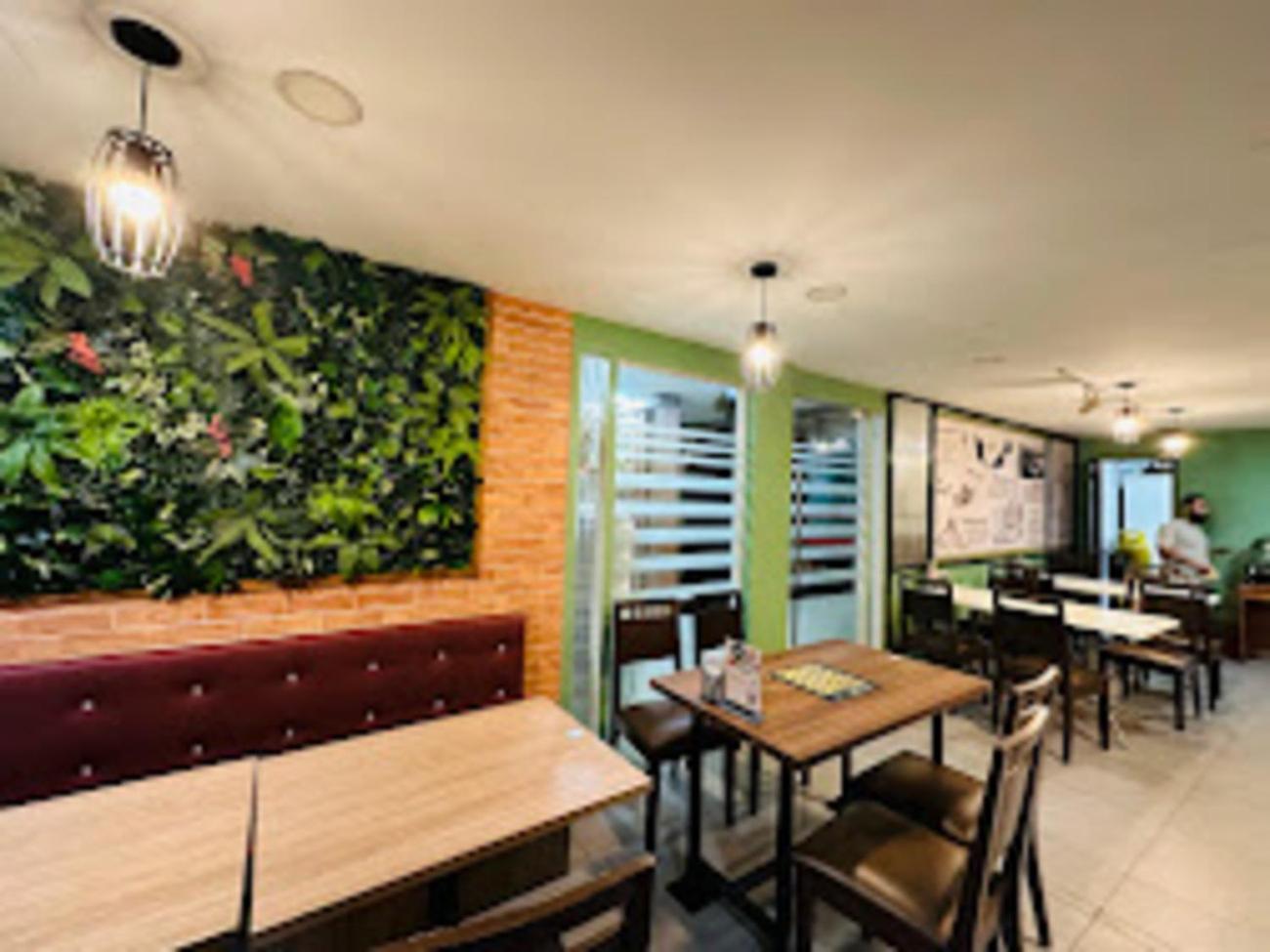 Orkid Hotel At Bukit Bintang Kuala Lumpur Bagian luar foto