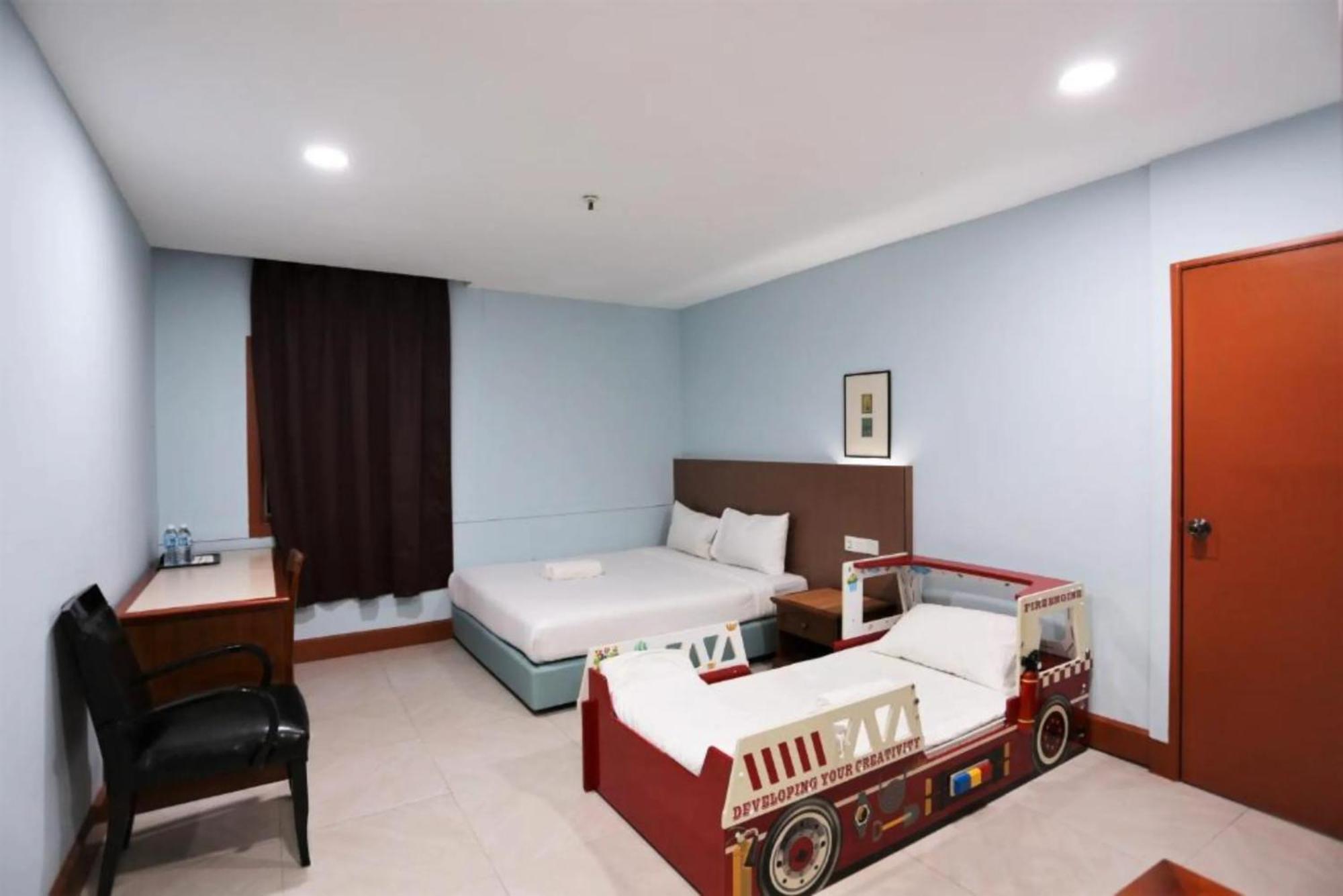 Orkid Hotel At Bukit Bintang Kuala Lumpur Bagian luar foto